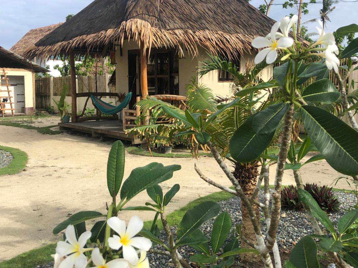 ホテル Kawili Siargao ゼネラル・ルナ エクステリア 写真